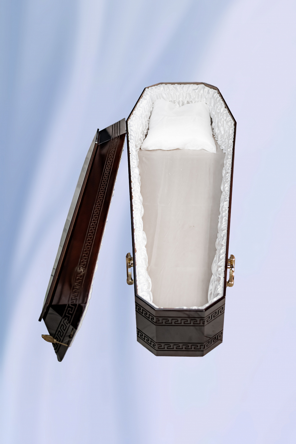 Гроб Р-10